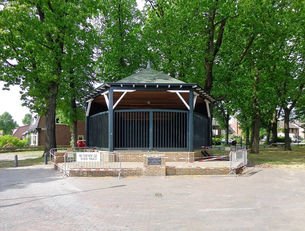 Austerlitz: Austerlitz Muziektent